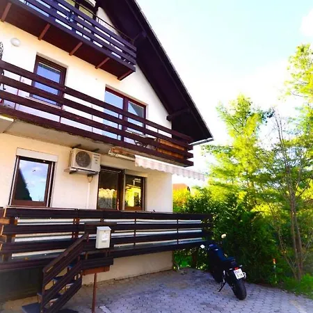 Apartment Tobi *